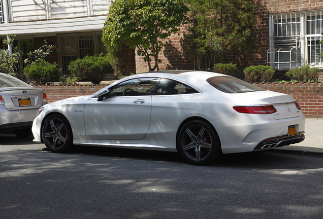 Mercedes-Benz S 63 AMG Coupé C217