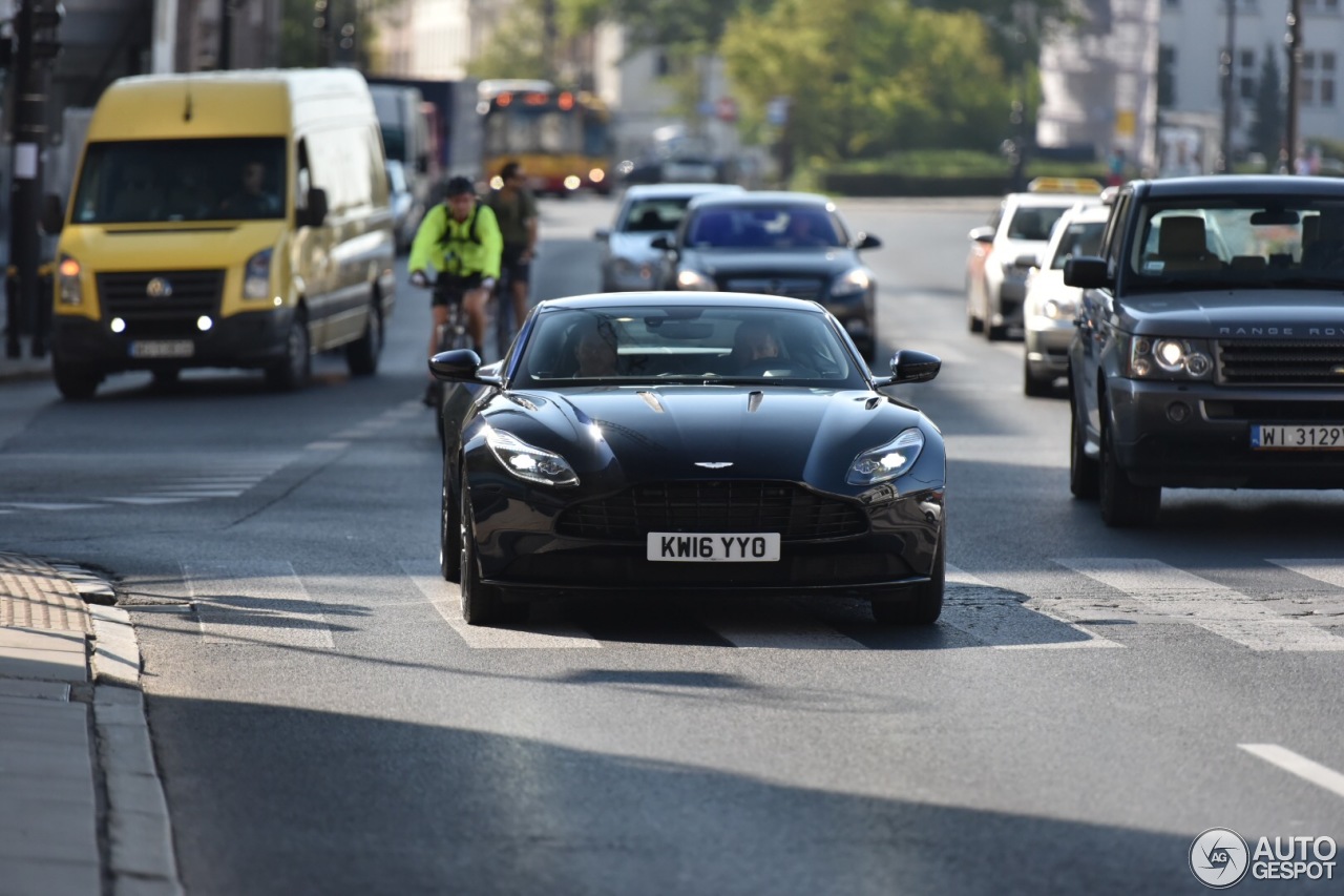 Aston Martin DB11