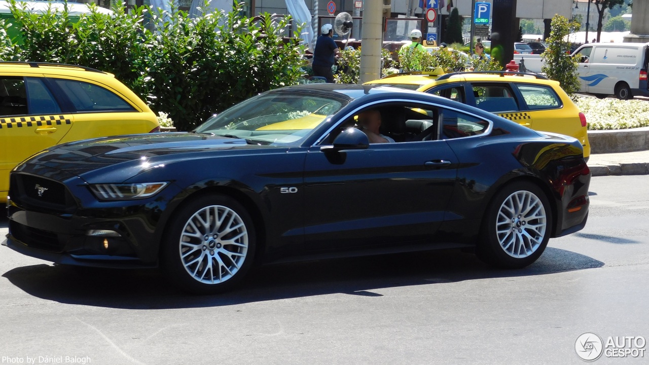 Ford Mustang GT 2015