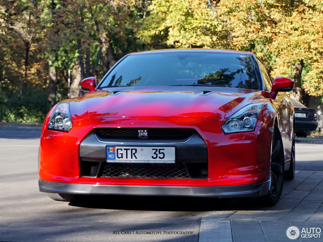 Nissan GT-R