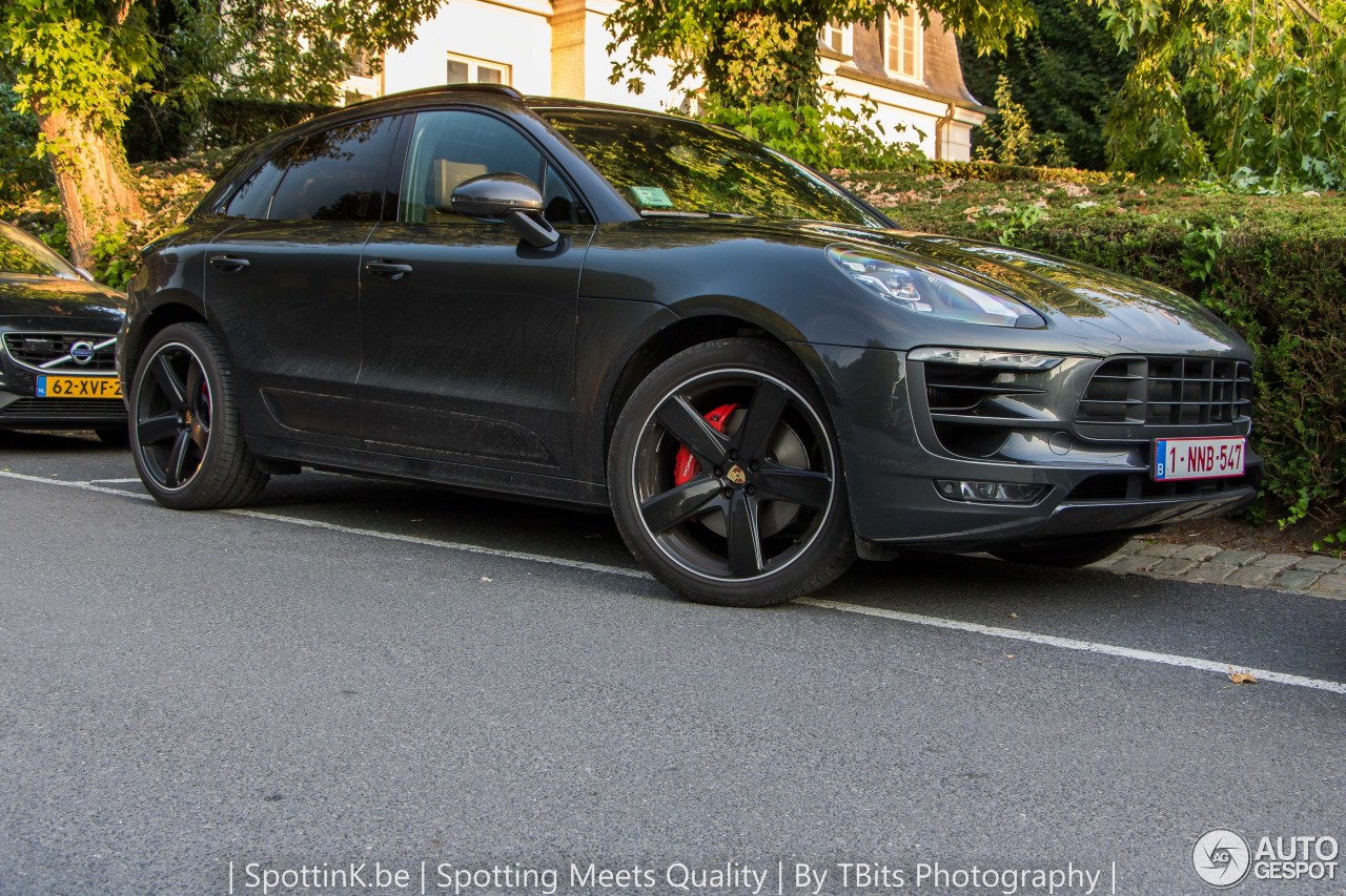 Porsche 95B Macan GTS