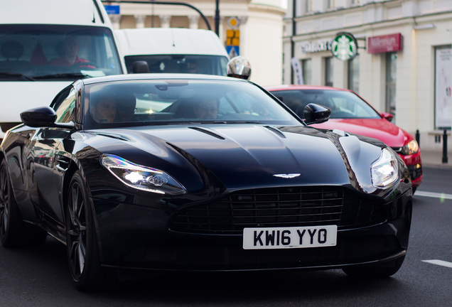 Aston Martin DB11