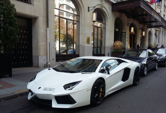 Lamborghini Aventador LP700-4