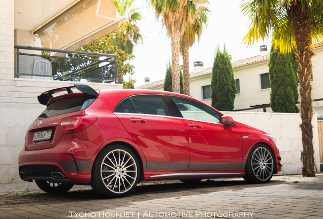 Mercedes-Benz A 45 AMG