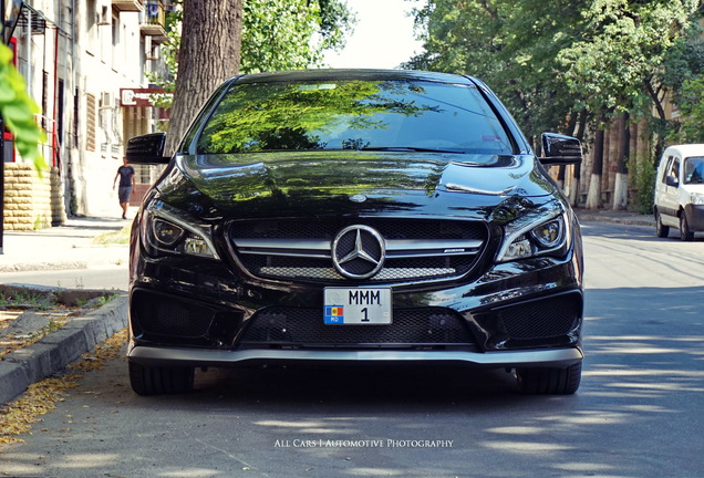 Mercedes-Benz CLA 45 AMG C117