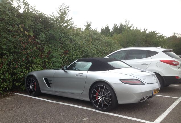 Mercedes-Benz SLS AMG GT Roadster