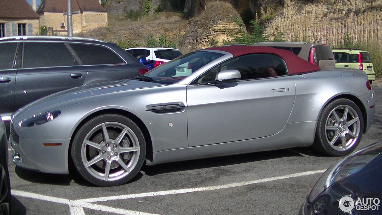 Aston Martin V8 Vantage Roadster