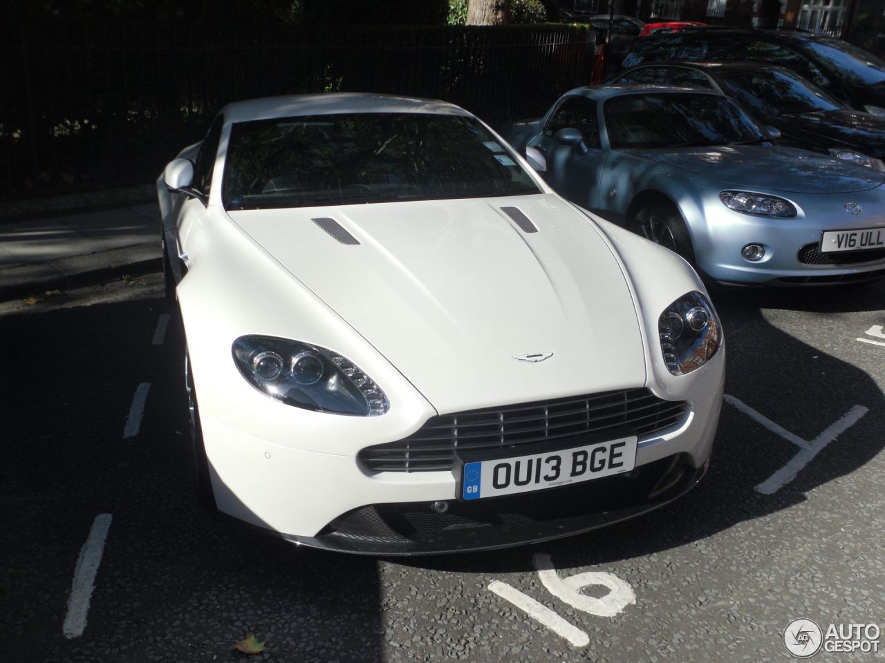 Aston Martin V8 Vantage S