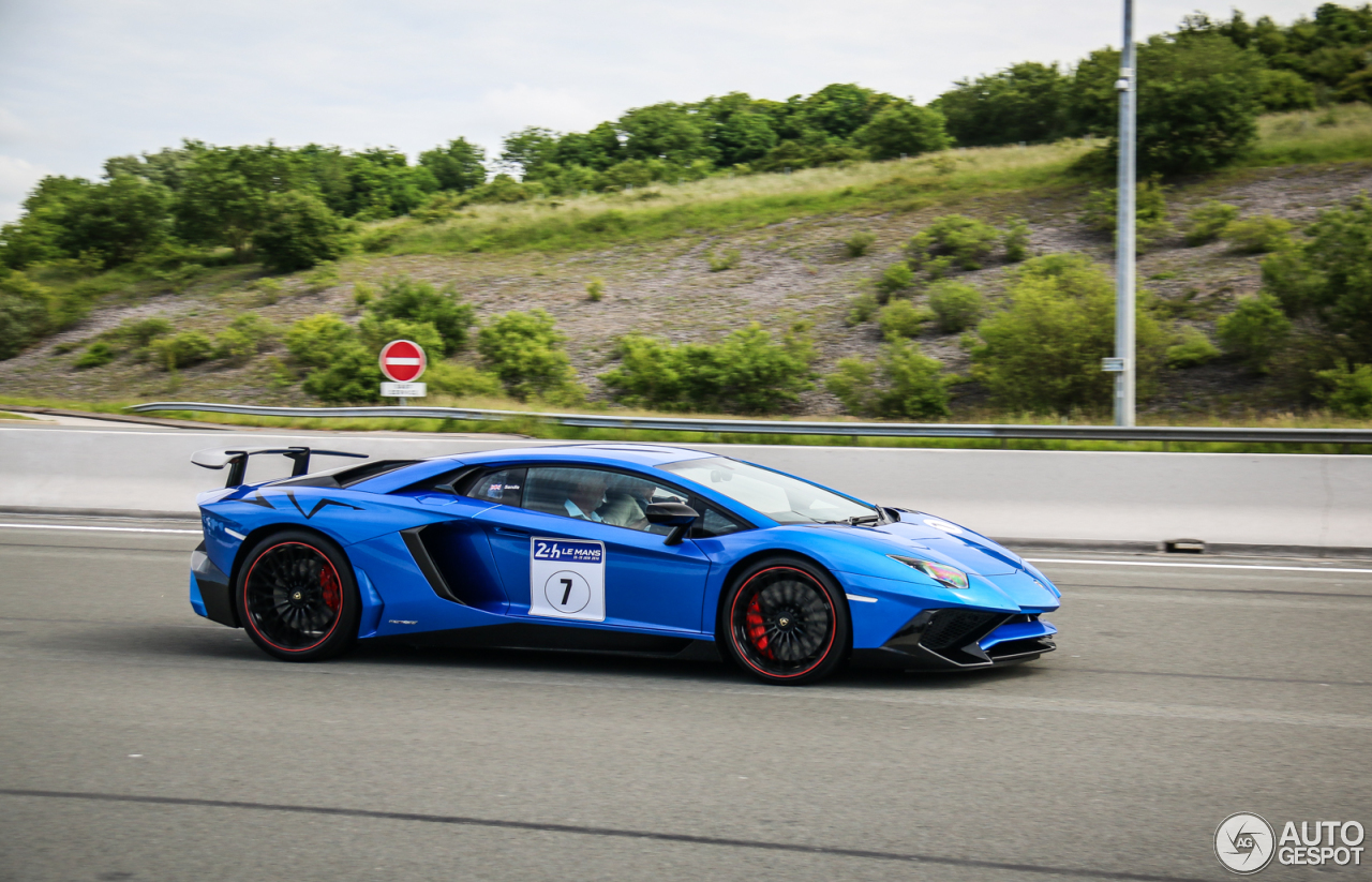 Lamborghini Aventador LP750-4 SuperVeloce