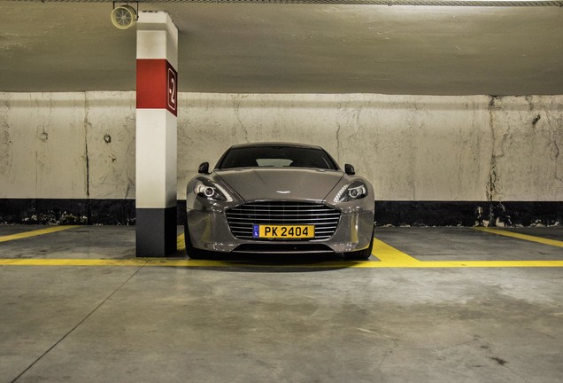 Aston Martin Rapide S