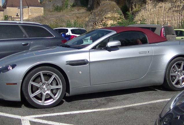 Aston Martin V8 Vantage Roadster