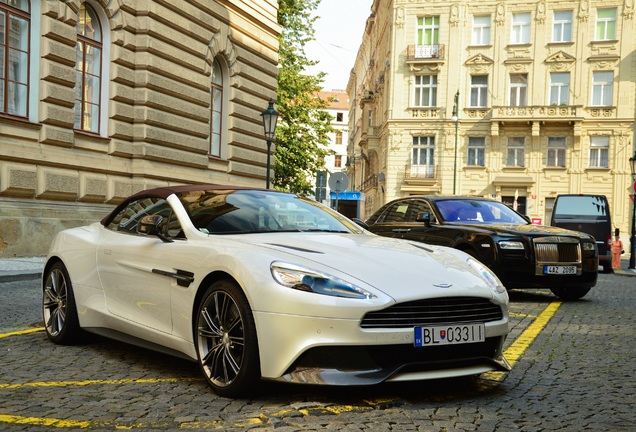 Aston Martin Vanquish Volante