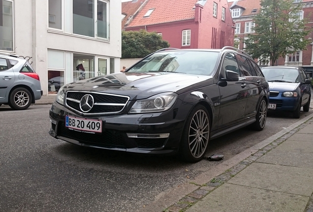 Mercedes-Benz C 63 AMG Estate 2012