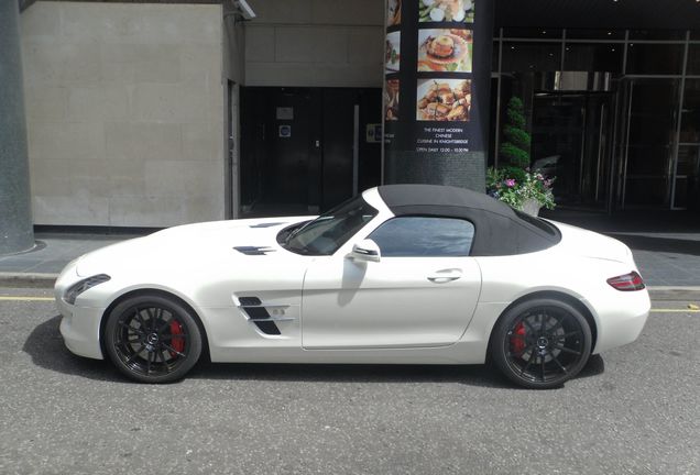 Mercedes-Benz SLS AMG Roadster