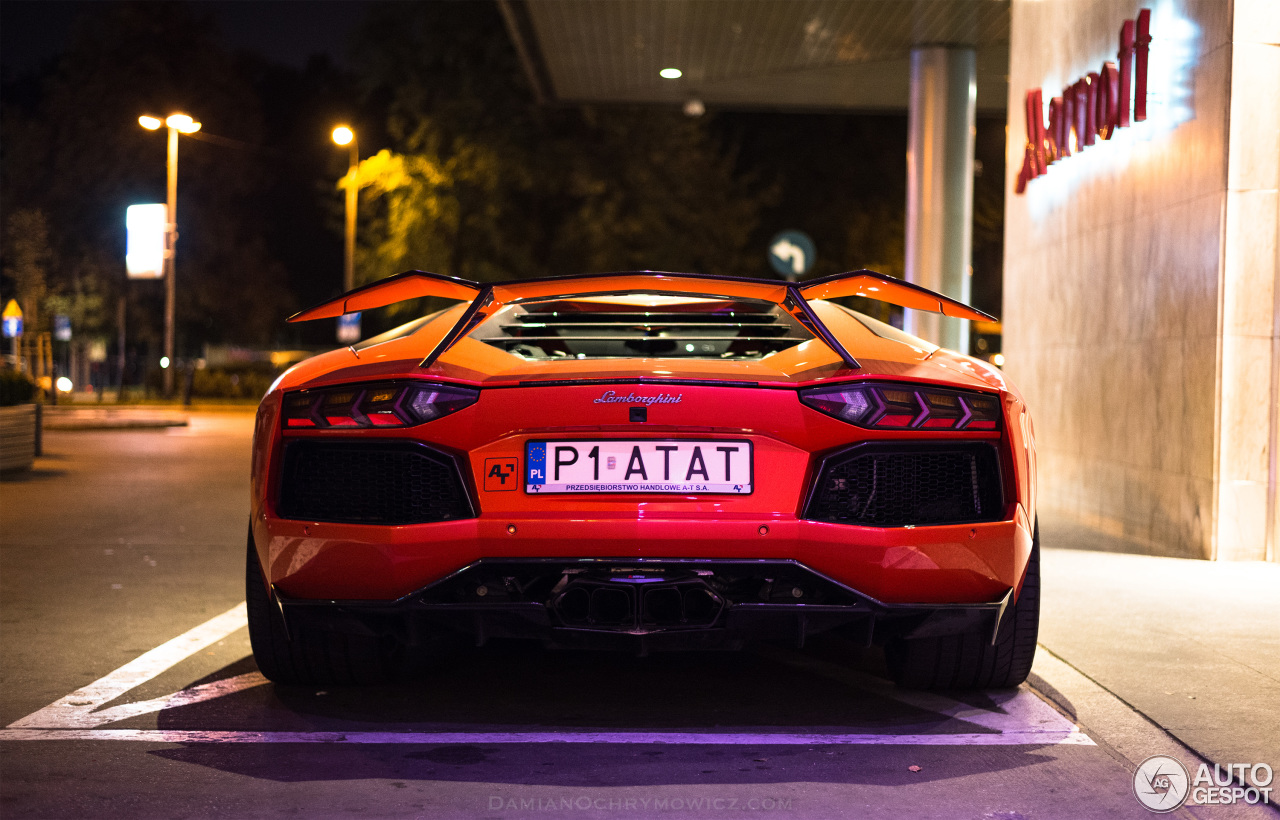 Lamborghini Aventador LP700-4