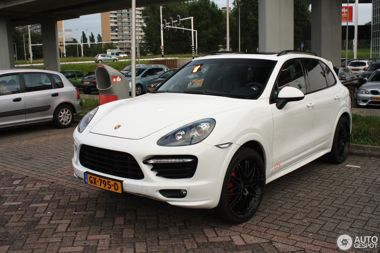 Porsche 958 Cayenne GTS