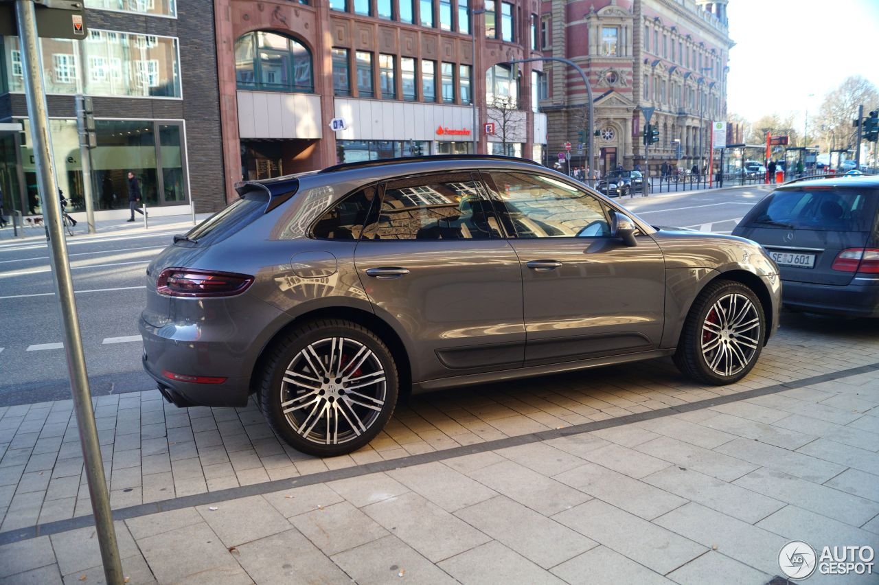 Porsche 95B Macan Turbo