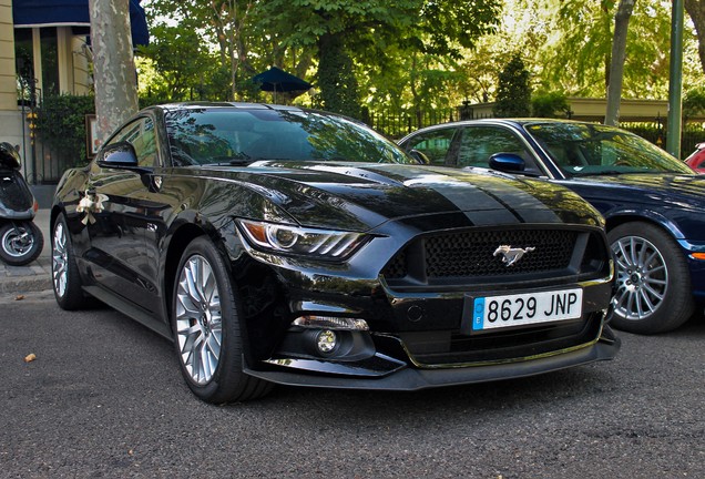 Ford Mustang GT 2015