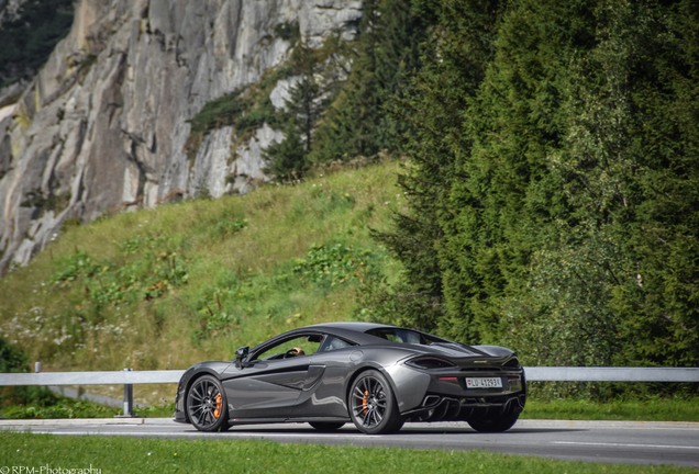 McLaren 570S