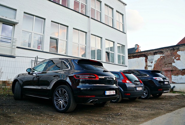 Porsche 95B Macan Turbo