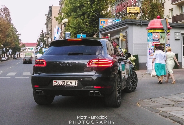 Porsche 95B Macan Turbo