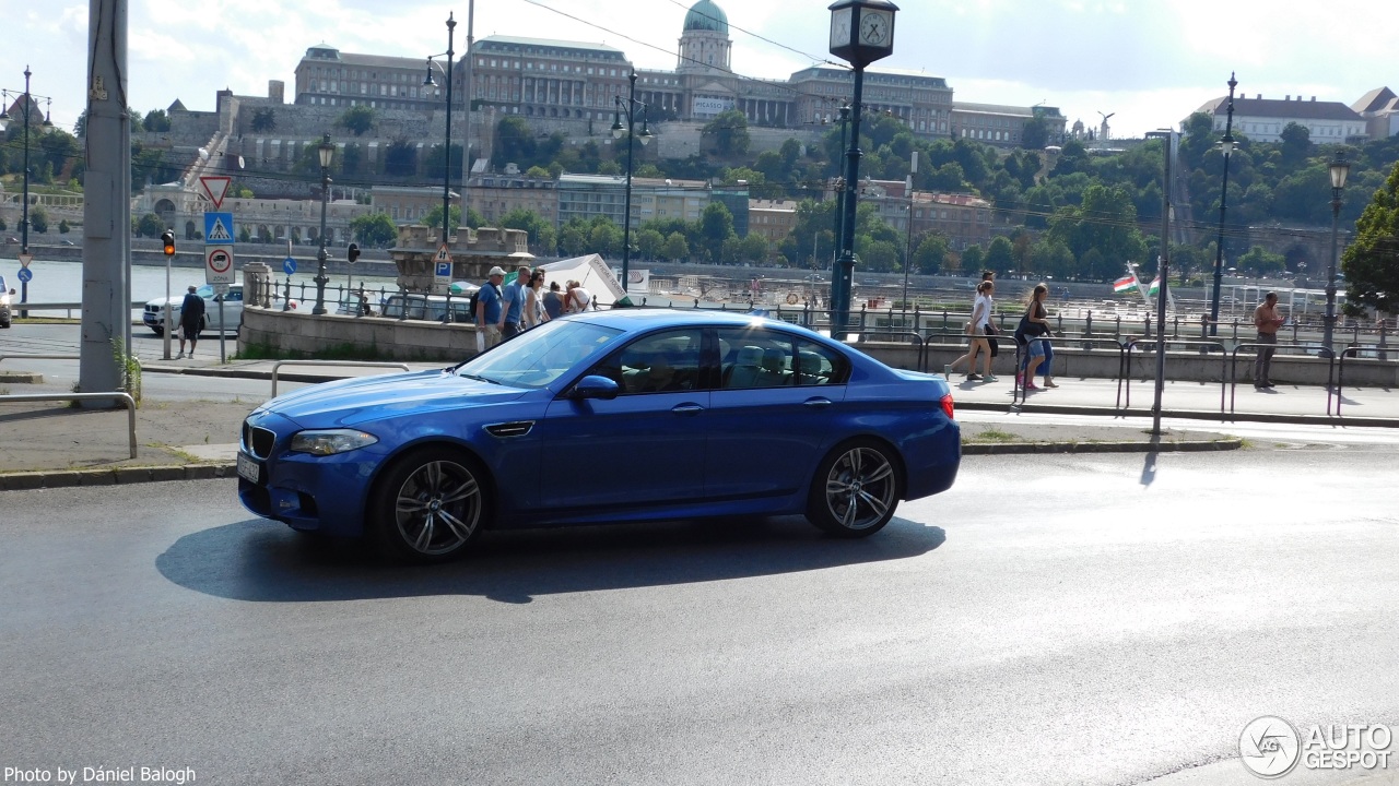 BMW M5 F10 2011