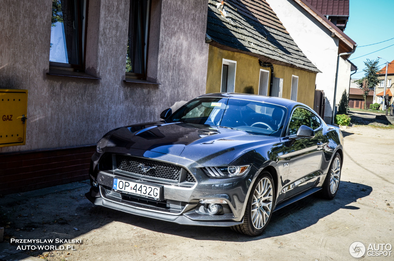 Ford Mustang GT 2015