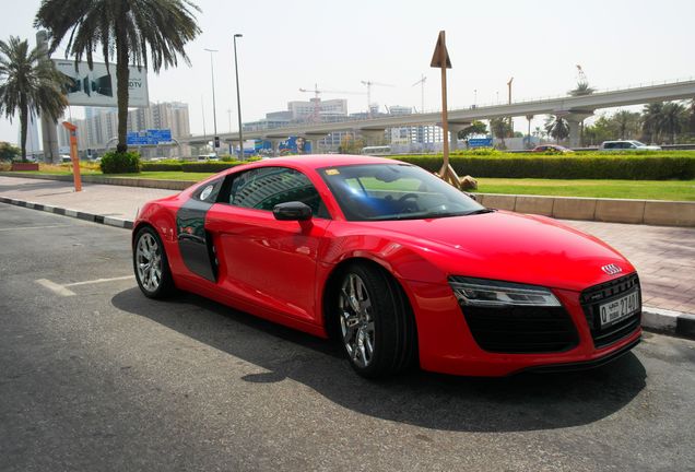 Audi R8 2013