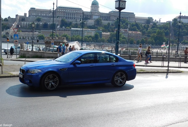 BMW M5 F10 2011