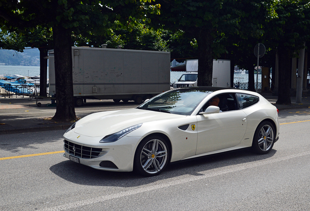 Ferrari FF