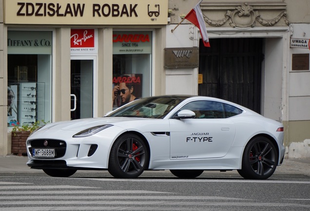 Jaguar F-TYPE S AWD Coupé British Design Edition