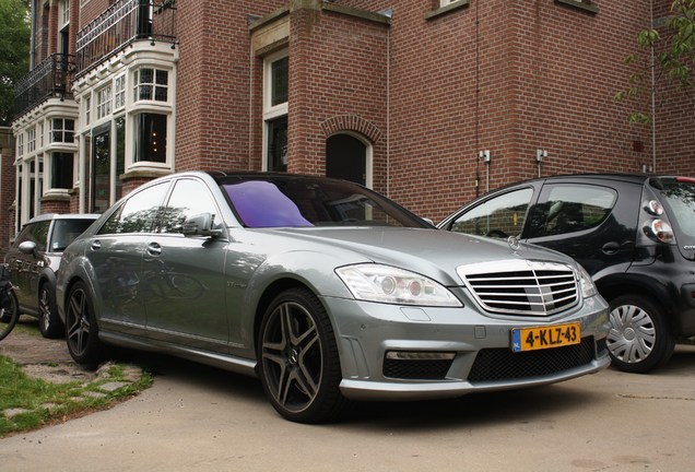 Mercedes-Benz S 63 AMG W221 2011