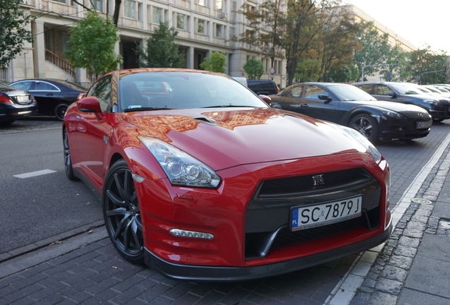 Nissan GT-R 2011