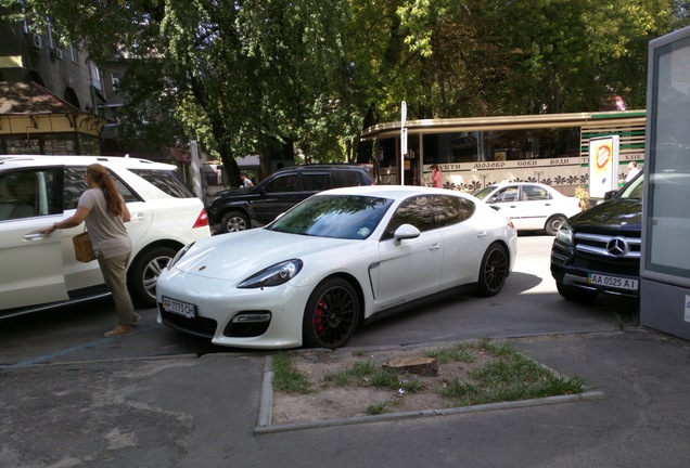 Porsche 970 Panamera GTS MkI