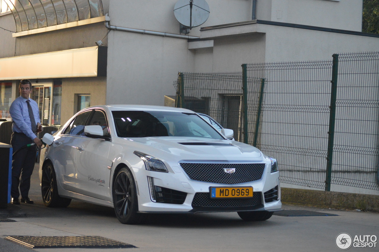 Cadillac CTS-V 2015