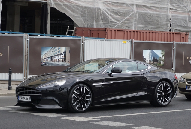 Aston Martin Vanquish 2013