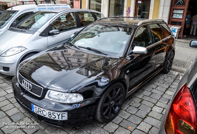 Audi RS4 Avant B5