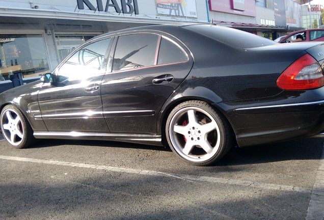 Mercedes-Benz E 55 AMG