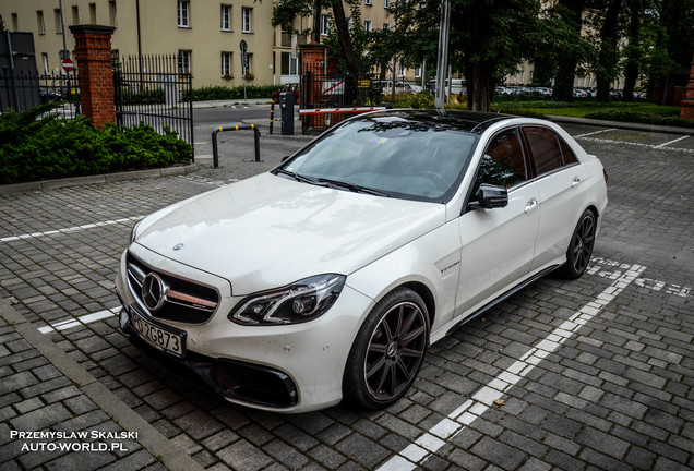 Mercedes-Benz E 63 AMG S W212