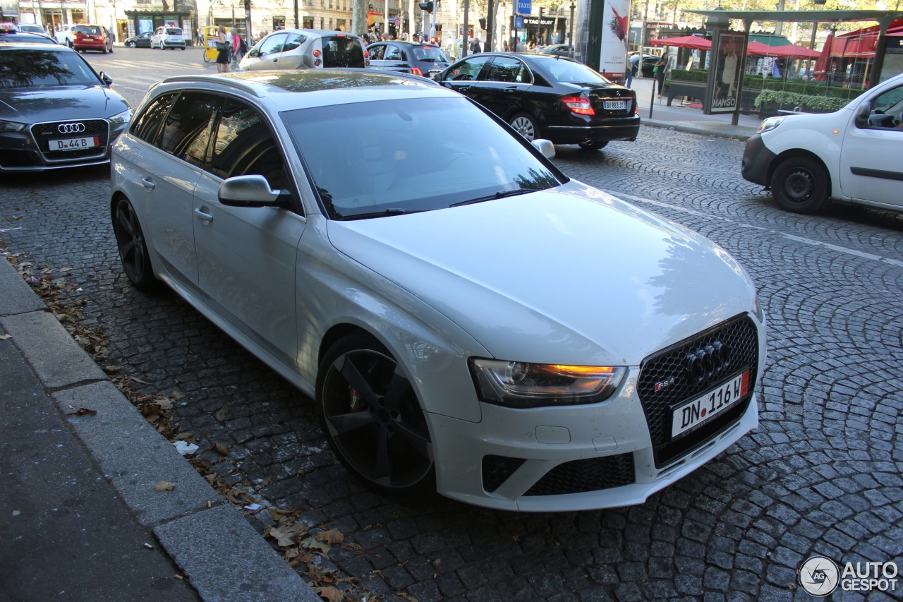 Audi RS4 Avant B8