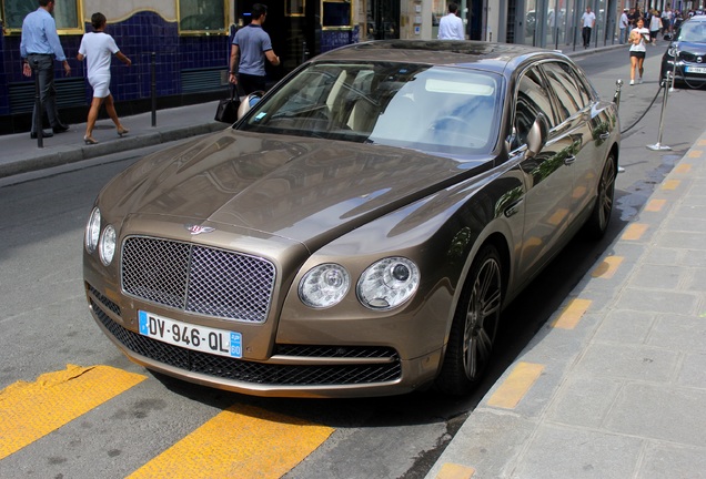 Bentley Flying Spur V8