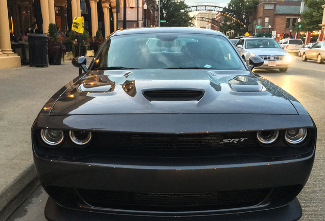 Dodge Challenger SRT Hellcat