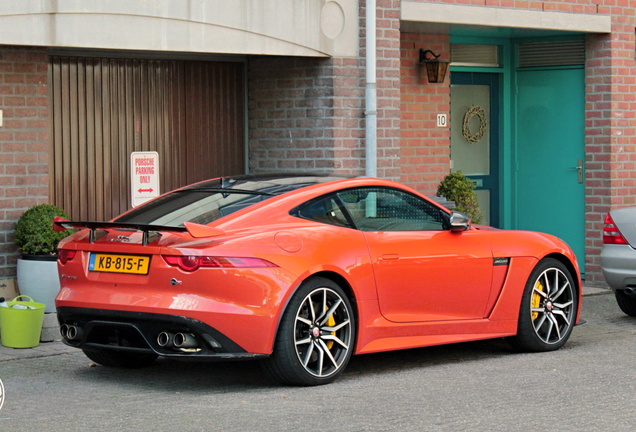 Jaguar F-TYPE SVR Coupé