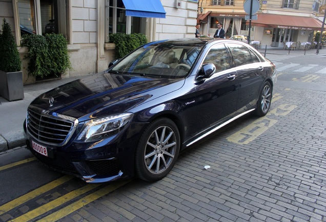 Mercedes-Benz S 63 AMG V222