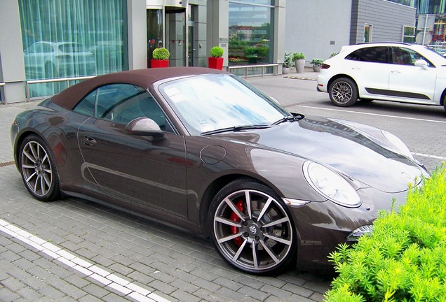 Porsche 991 Carrera 4S Cabriolet MkI