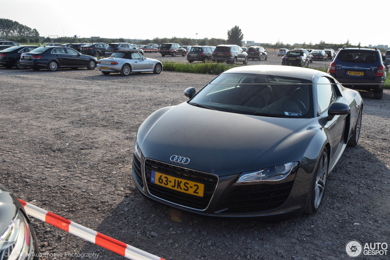 Audi R8