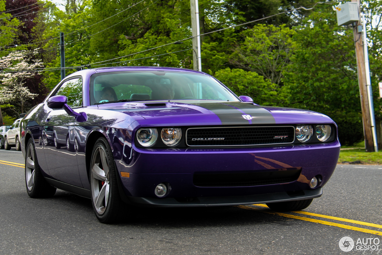 Dodge Challenger SRT-8 Plum Crazy Limited Edition