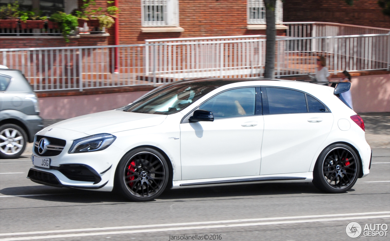 Mercedes-AMG A 45 W176 2015