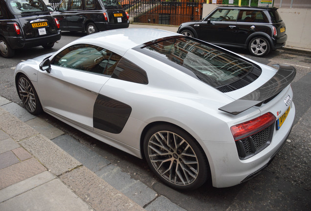 Audi R8 V10 Plus 2015