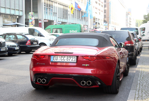 Jaguar F-TYPE R AWD Convertible